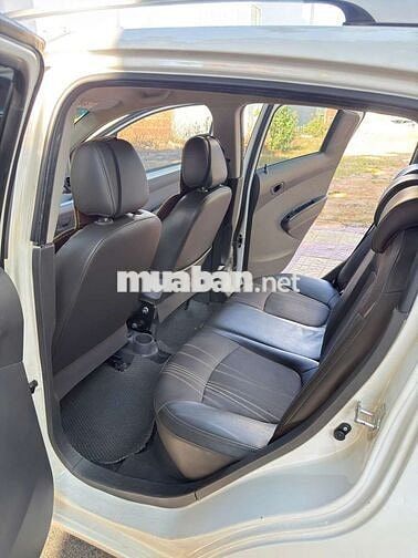 Chevrolet Spark LT 2016 Trắng một chủ zin hơn 4 v