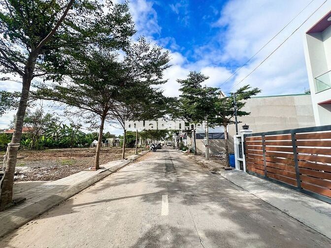 NGỘP NGÂN HÀNG BÁN RẺ LẠI LÔ ĐẤT 5X19 NGAY CÂY XĂNG BÌNH HOÀ,TÂN TRIỀU