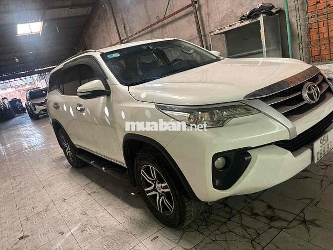 Toyota Fortuner 2017 Trắng