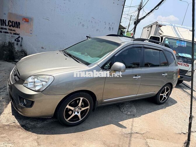 Kia Carens 2010 89562 km Xám