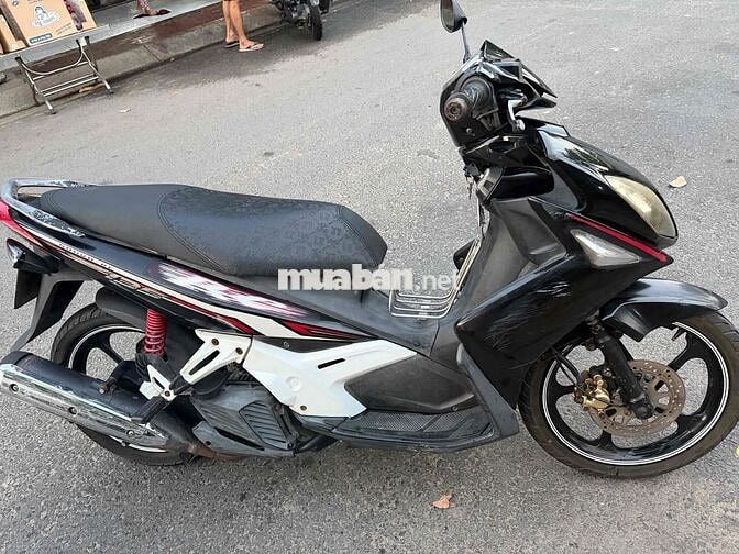 Yamaha Novo 4 màu Đen