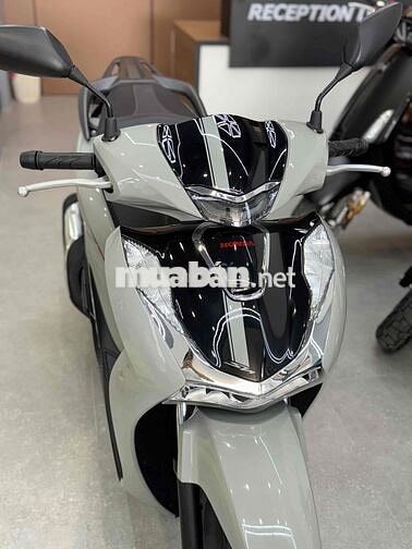 SH150 ABS 2022 zin cọp odo 1300 km như mới