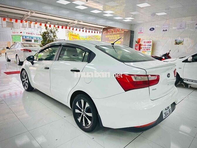 Kia Rio 2016 Trắng Số sàn