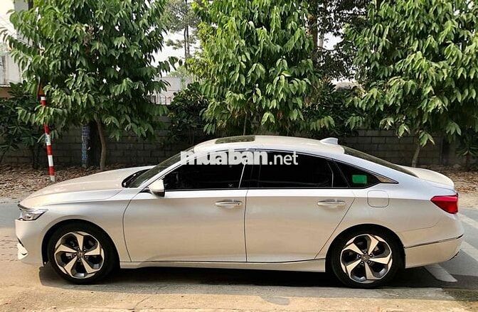 Honda Accord 2020 Trắng 80.000km