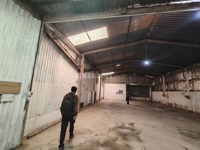 *Cho thuê kho xưởng*300m2 gần Võ Văn Hát, P. Long Trường, Quận 9