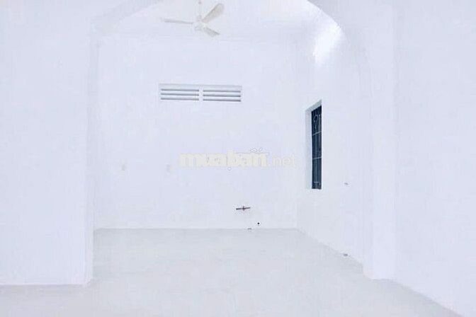 Nhà Biệt Thự MT đường số 6, P Hiệp Bình Chánh, TP Thủ Đức: 10mx20m