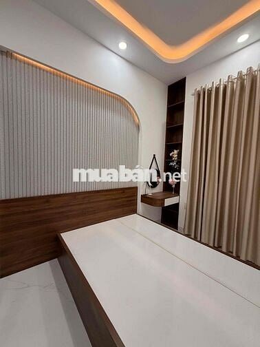 CHỦ ĐI ÚC – BÁN GẤP VILLA MINI NGANG 10M – SÁT CĂN HỘ PH