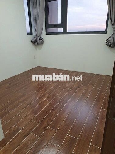chủ cần bán gấp căn hộ 3PN-84M2, giá bán 2 tỷ750, có nội thất