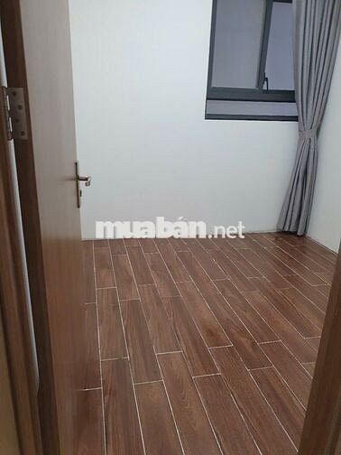 chủ cần bán gấp căn hộ 3PN-84M2, giá bán 2 tỷ750, có nội thất