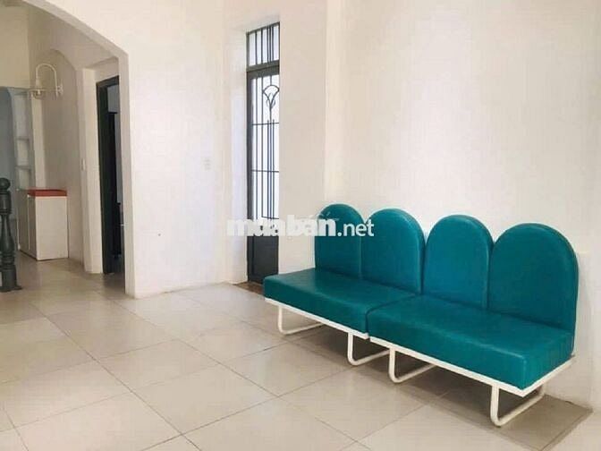 Nhà Biệt Thự MT đường số 6, P Hiệp Bình Chánh, TP Thủ Đức: 10mx20m