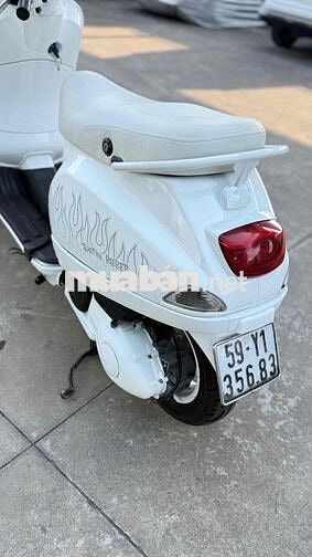 [ĐẸP XỈU]Vespa 3v ie up Trustine Bieber Siêu Đẹp!
