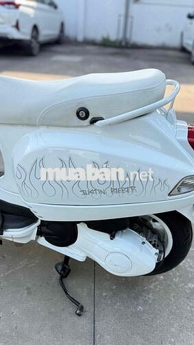 [ĐẸP XỈU]Vespa 3v ie up Trustine Bieber Siêu Đẹp!
