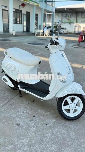 [ĐẸP XỈU]Vespa 3v ie up Trustine Bieber Siêu Đẹp!