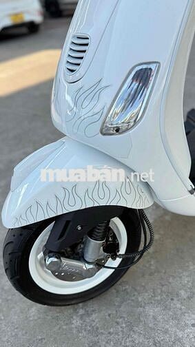 [ĐẸP XỈU]Vespa 3v ie up Trustine Bieber Siêu Đẹp!