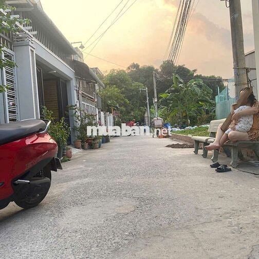 🆘   gấp gấp cực thơm có 2ty. nhà rẻ hơn đất  rất rất nhanh mới còn ạ