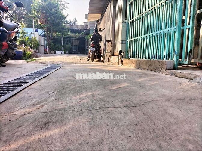 🆘   gấp gấp cực thơm có 2ty. nhà rẻ hơn đất  rất rất nhanh mới còn ạ