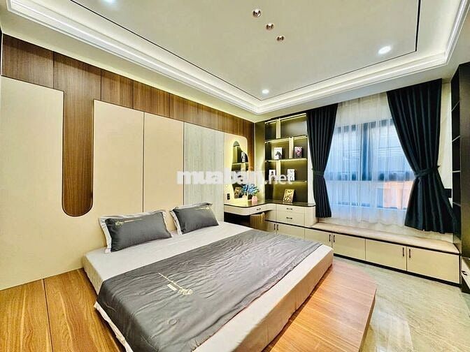Thang máy 5,5 tầng Full Nội thất đầy đủ Thống Nhất p11 hẻm 5m giá 13.x
