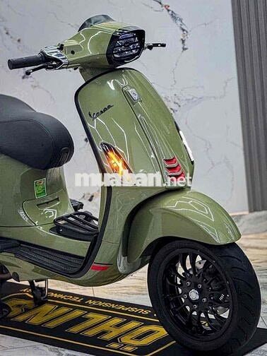 Vespa Sprint 125 2022 bstp 9c ký nợ xấu trả 50% ạ
