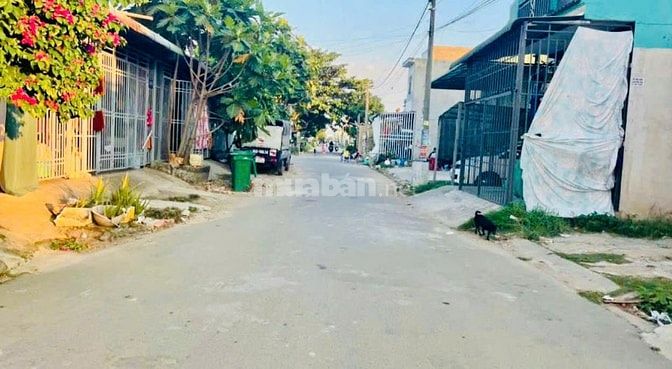 CCG bán dãy trọ 5P 1KIOT nằm ở đường nhựa Phước Vĩnh An Củ Chi 850tr 