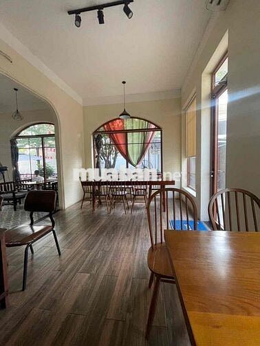 Mặt bằng Kinh Doanh sân 600m2 +150m2 Phòng lạnh sẵn đồ bán cf