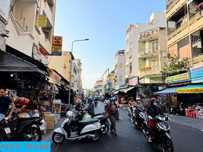 BÁN NHÀ MẶT TIỀN : 134 CHU VĂN AN - P. 2 - Q. 6 - TPHCM