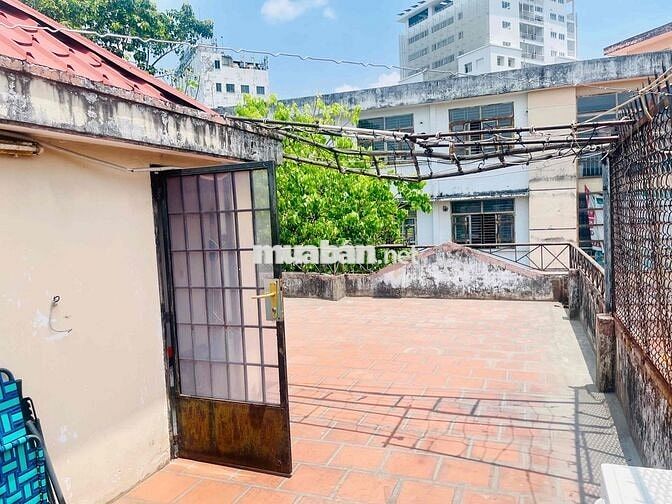 NHÀ MẶT TIỀN NGUYỄN THỊ HUỲNH – NGANG 6.18M – 4PN – GẦN NGUYỄN VĂN TRỖ