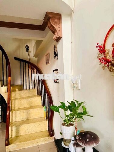 NHÀ MẶT TIỀN NGUYỄN THỊ HUỲNH – NGANG 6.18M – 4PN – GẦN NGUYỄN VĂN TRỖ