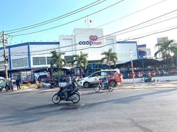 Đất thổ cư đường 79 gần đường 61 Phước Long B,Q9,ra  Bình Thái 500M
