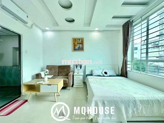 CHO THUÊ STUDIO BAN CÔNG TÁCH BẾP MÁY GIẶT RIÊNG THANG MÁY-BẢO VỆ 24/7