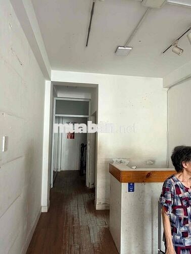 Cho thuê nhà nguyên căn mặt tiền Võ Văn Tần, P. Bàn Cờ