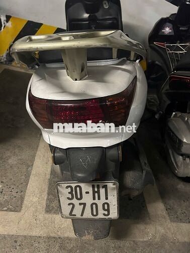Honda SCR màu Trắng