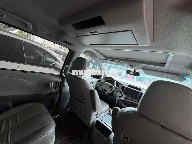 Toyota Sienna 2013 68.000 km Trắng