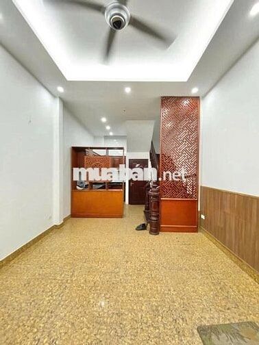 Lạc Long Quân, ngõ thông, mặt tiền đẹp, không quy hoạch ở sướng