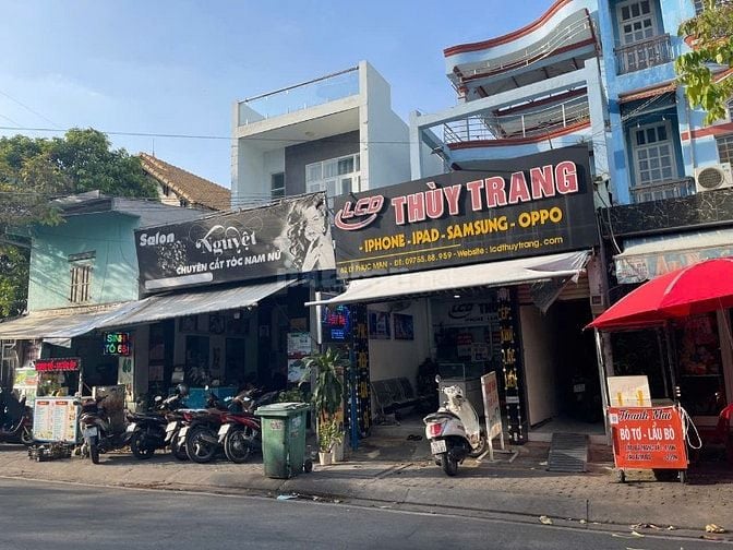 Đất 8 x 25m Mặt tiền kinh doanh Lý phục Man .Q7