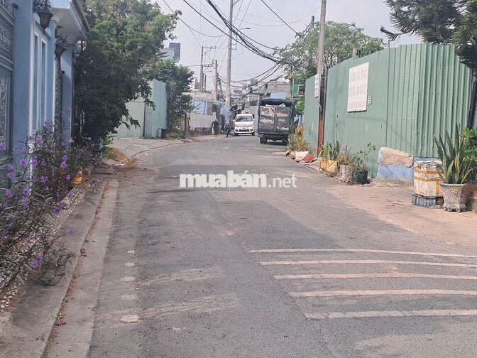 Chủ Cần Bán 3 Lô Đất SHR.mặt tiền đường nhựa,120m2,giá đầu tư