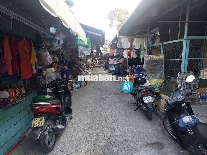 Cho thuê nhà nguyên căn (2 mặt tiền) ngay chợ Lái Thiêu
