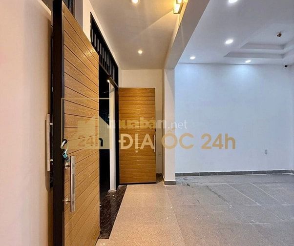 CHƯA ĐẾN 8 TỶ CÓ NGAY CHDV LÊ QUANG ĐỊNH– 6PN, 6WC, DT: 43.8m², 4 TẦNG