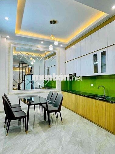 Gần ô tô phố Giáp Bát nhà đẹp 2 thoáng dân xây ở ngay 49m2 x5T giá nhỉ