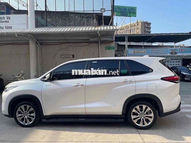 Bán Innova Cross HEV 2024 -HT Bank 70% giá còn bớt