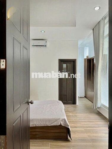 Cho thuê căn hộ full nội thất ban công thoáng Dương Bá Trạc Quận 8