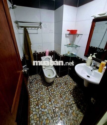 CHO THUÊ PHÒNG TRỌ GIÁ RẺ TẠI HẺM 90 VŨ TÙNG