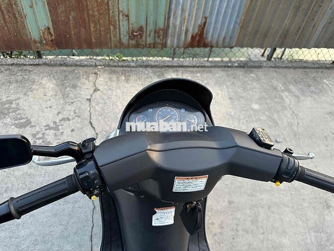 Suzuki Avenis 150 Bạc Đã sử dụng