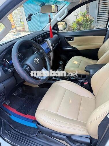 Toyota Fortuner 2017 2.4G 4x2 - Nhập Indo