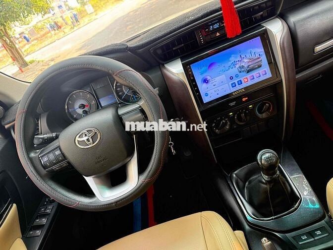 Toyota Fortuner 2017 2.4G 4x2 - Nhập Indo