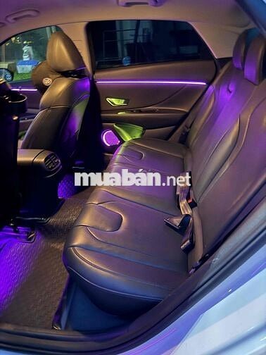 Hyundai Elantra 2022 Đặc Biệt Trắng