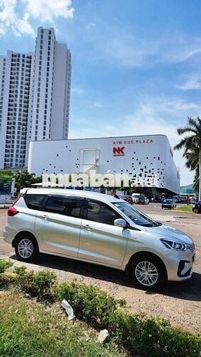 Suzuki Ertiga 2019 Bạc