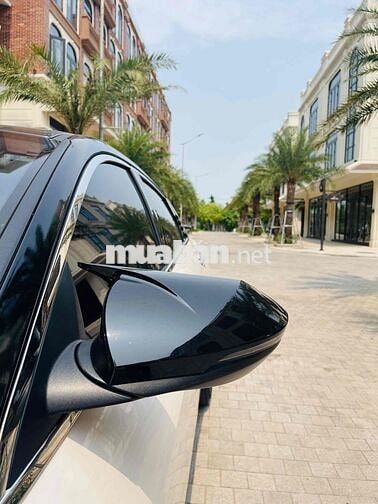 Hyundai Elantra 2024 1.6 18.000km Trắng