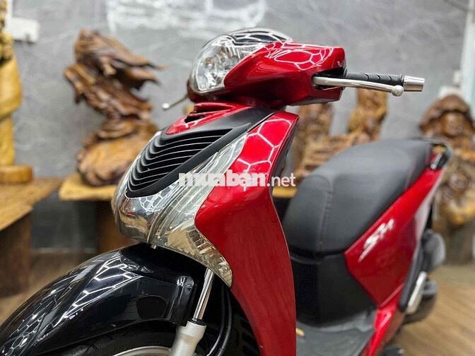 Honda SH 125i chính chủ biển SG khoá Smartkey