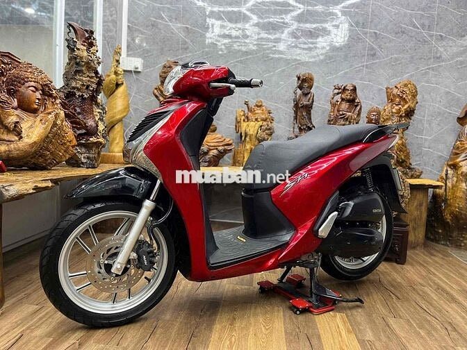Honda SH 125i chính chủ biển SG khoá Smartkey