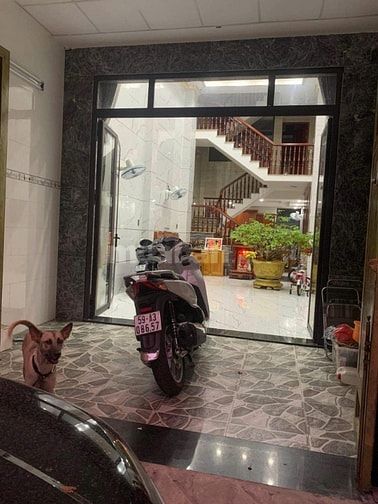 Bán Nhà Hẻm Xe Hơi Lê Văn Quới